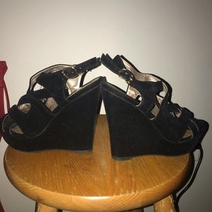 Black Cross-strap Wedges